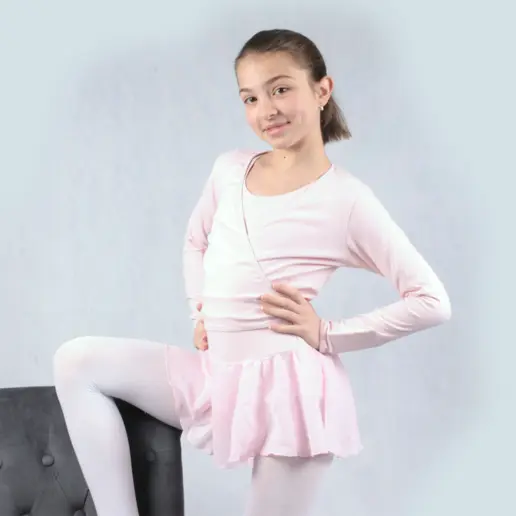Capezio cross over child top, to warm up
