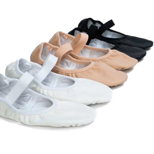 Capezio Luna, leather ballet slippers for beginners Capezio Luna, leather ballet slippers for beginners