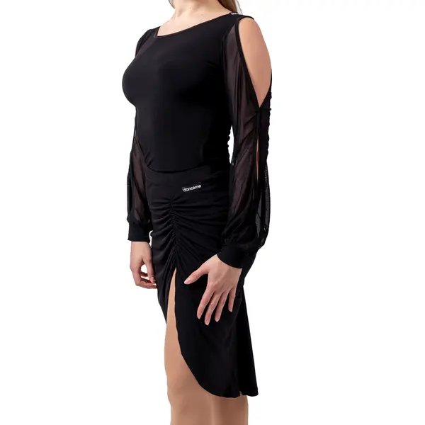 Top with long, see-through sleeves