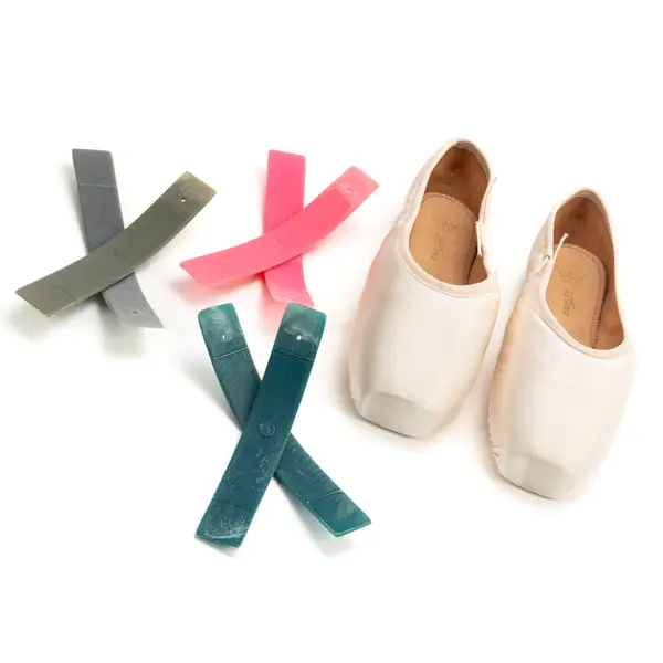 So Danca Alina II, pointe shoes with a longer U cut box 