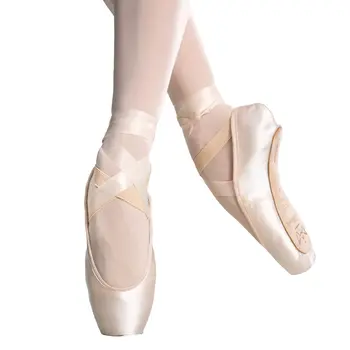 So Danca Alina I, pointe shoes with a shorter U cut box 