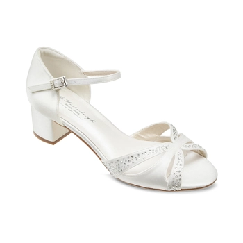 Gigi, wedding shoes