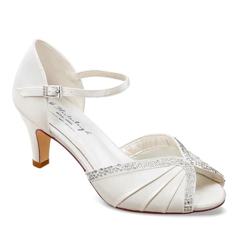 Naomi, wedding shoes