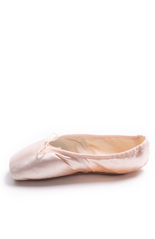 bloch serenade pointe shoes