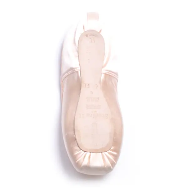 Freed of London Studios Professional, pointe shoes