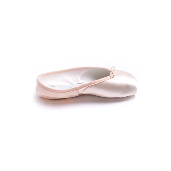 Freed of London Studios Opera, pointe shoes